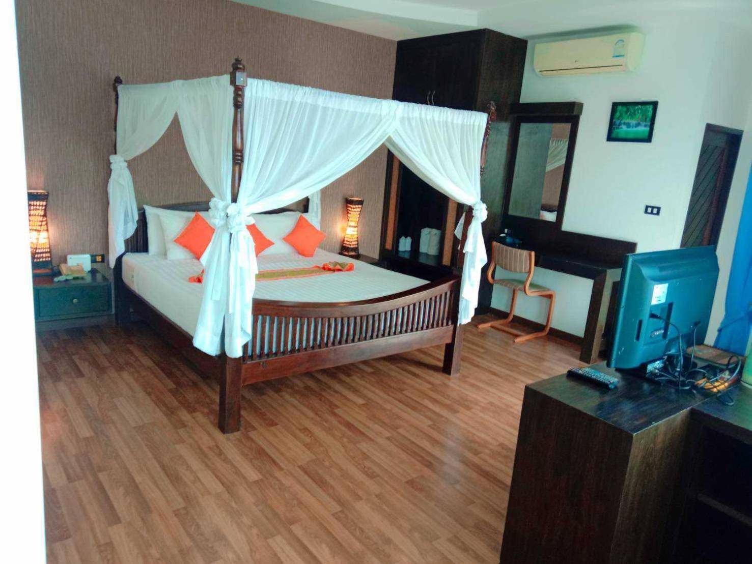 Jingjit Hotel Krabi town Extérieur photo